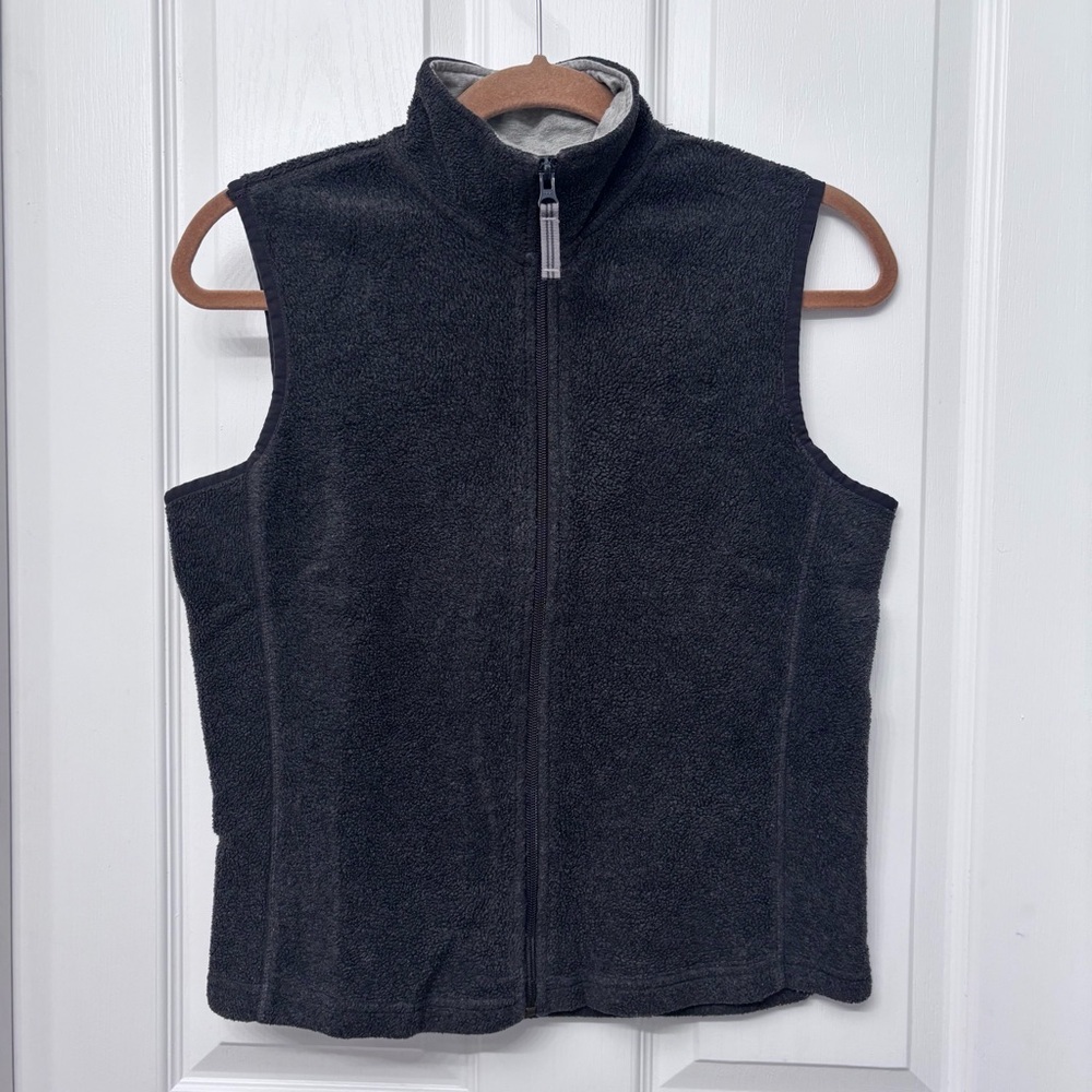 Charcoal Zip-Up Stretch Vest | GAP S